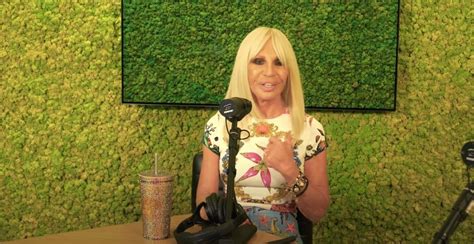 donatella versace muschio